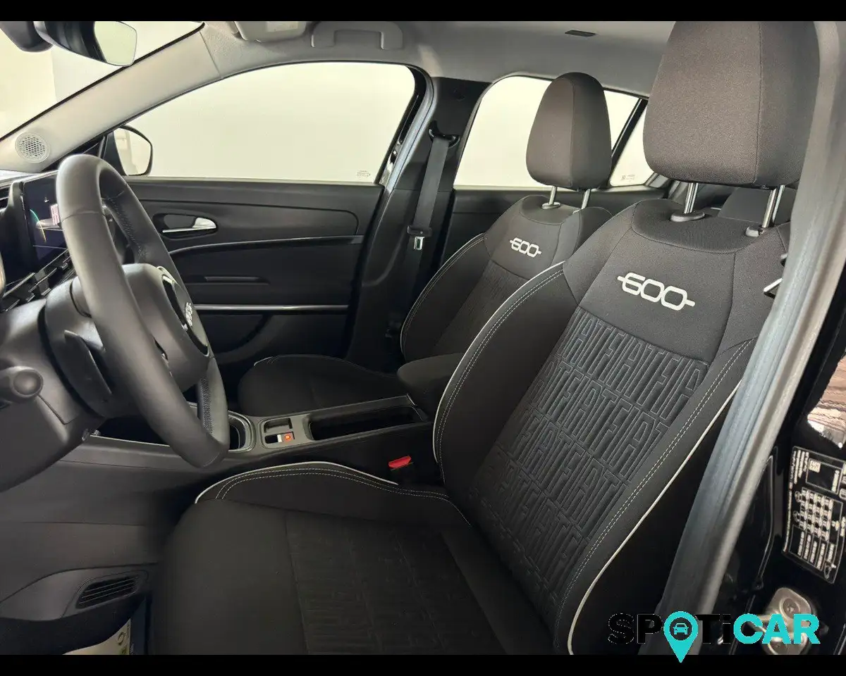 Fiat 600 (2023-->) Hybrid 145 CV DCT MHEV 12