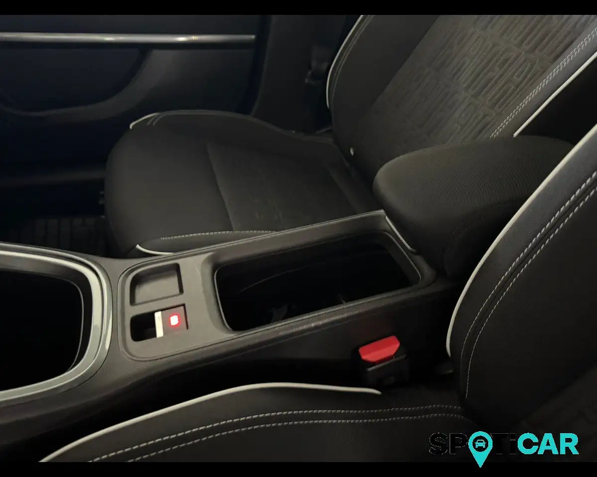 Fiat 600 (2023-->) Hybrid 145 CV DCT MHEV 11