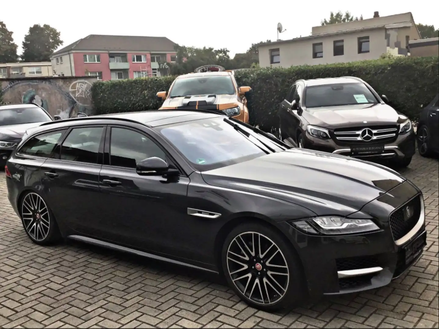 Jaguar XF Sportbrake R-Sport AWD Aut~Voll~MOTORSCHADEN Grigio - 2