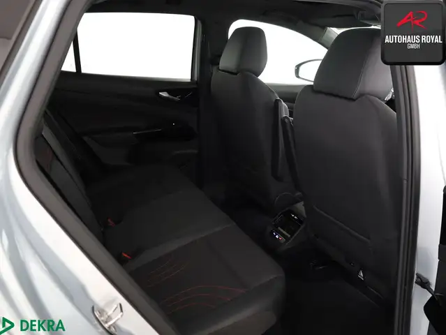 Volkswagen Id.4 view 12