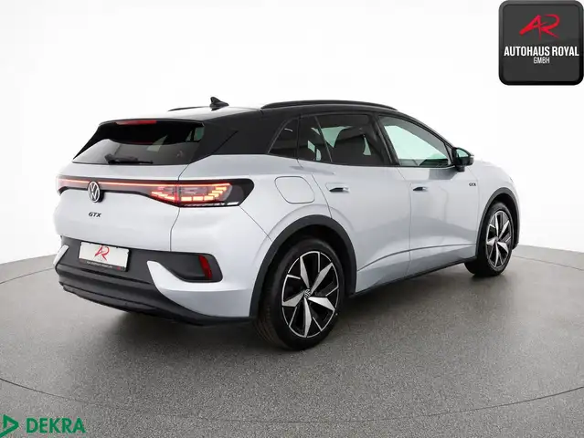 Volkswagen Id.4 view 5