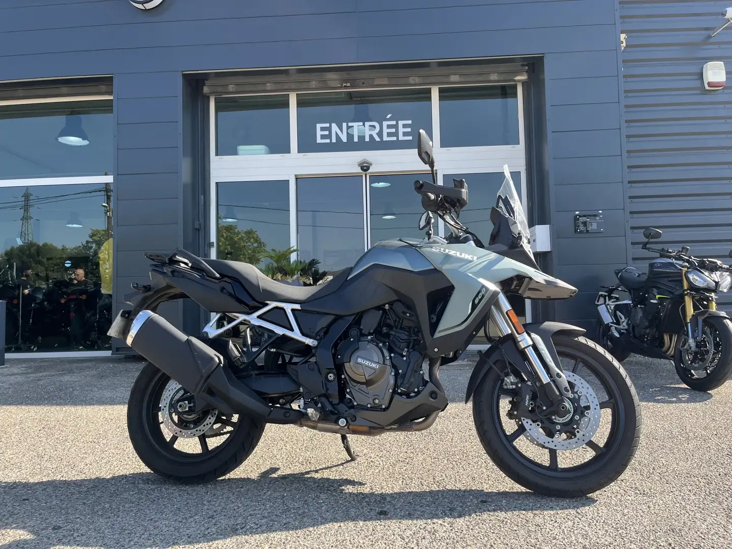 Suzuki V-Strom 800DE - 1