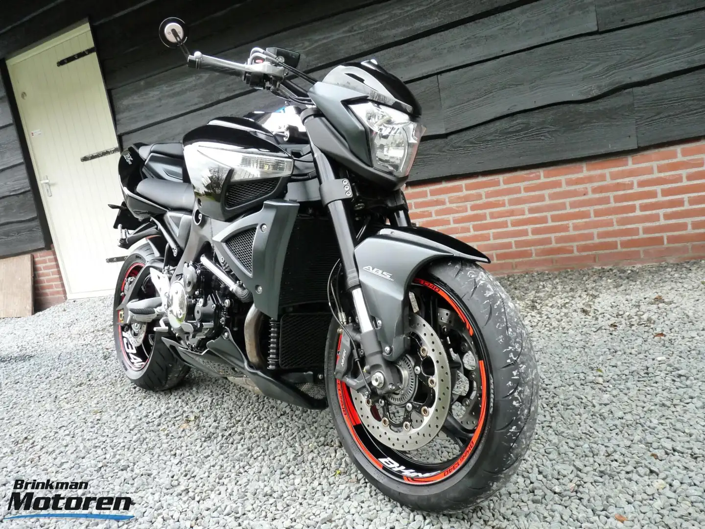 Suzuki GSX 1300 B-King Zwart - 2