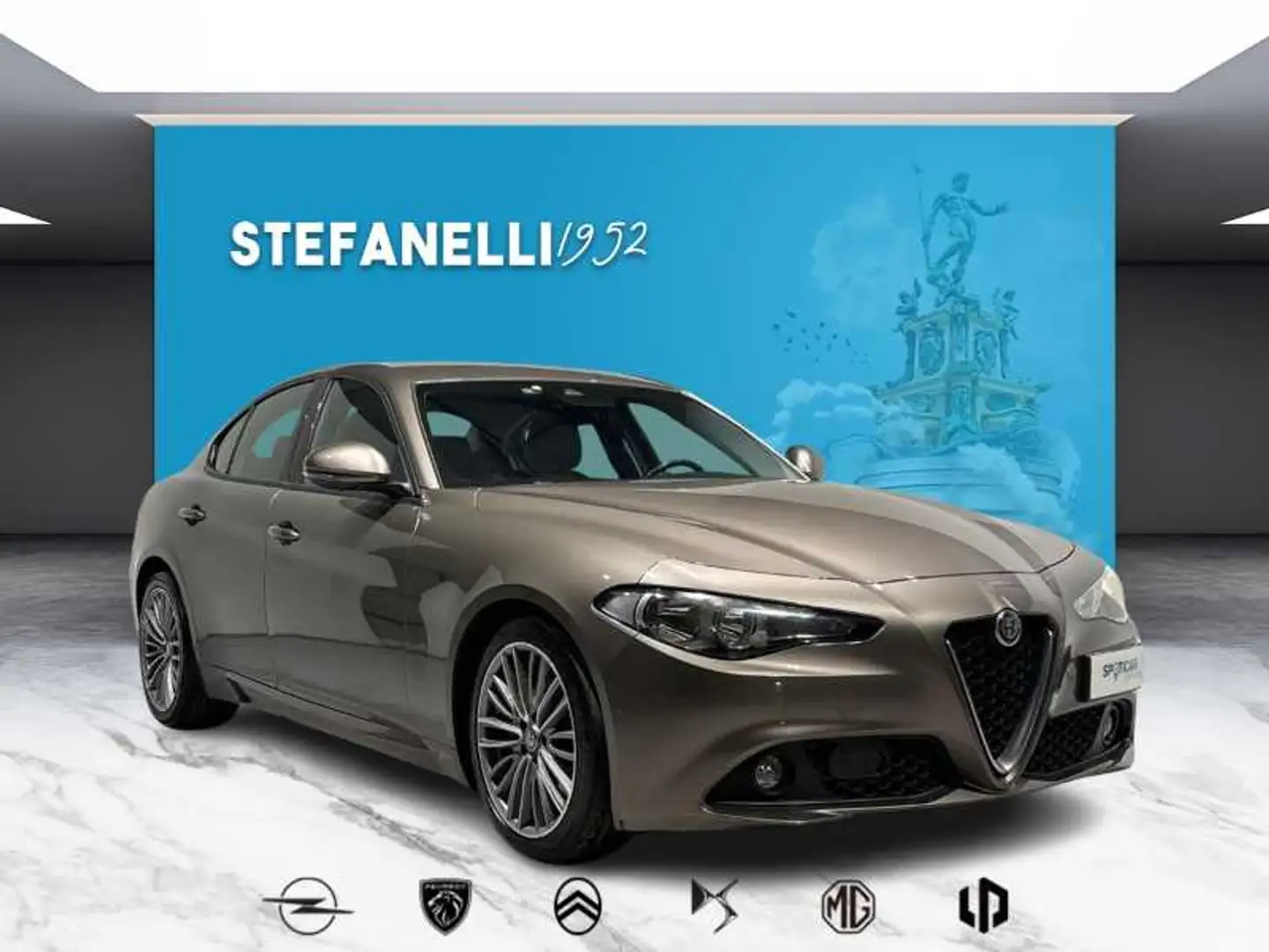 Alfa Romeo Giulia - Giulia 2.2 t Giulia 150cv auto Grigio - 1