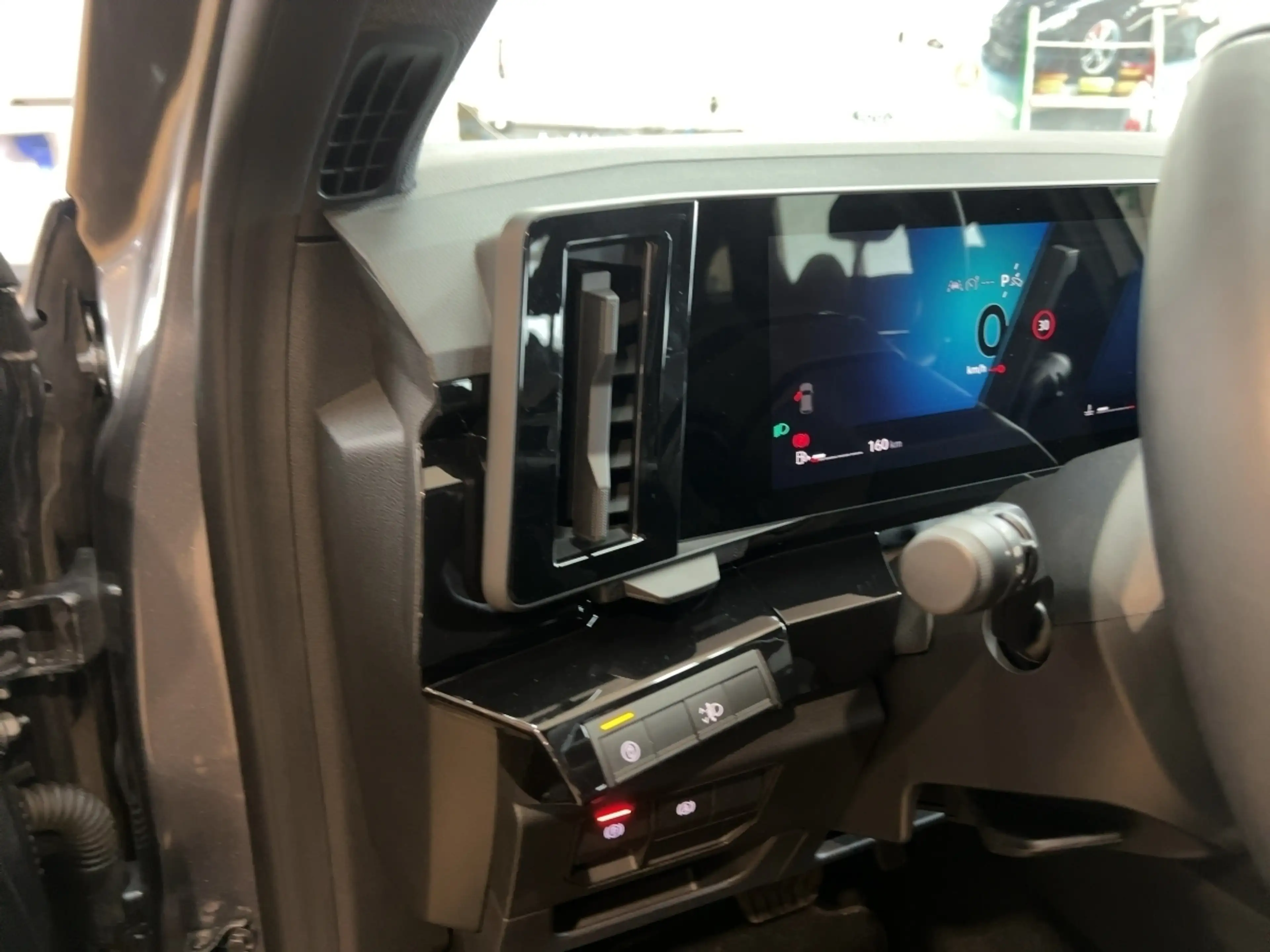 Renault Austral Evolution Mild Hybrid 160 Automatik PDC BT — photo 13