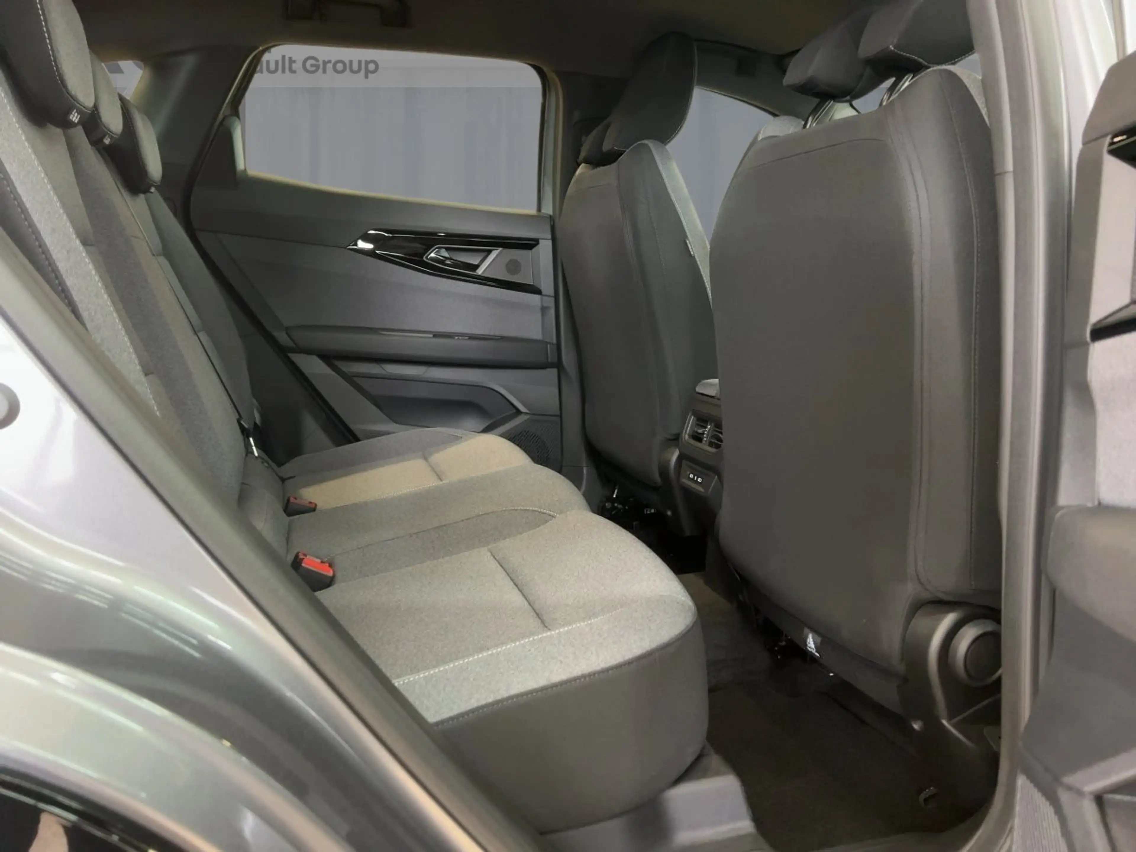 Renault Austral Evolution Mild Hybrid 160 Automatik PDC BT — photo 9