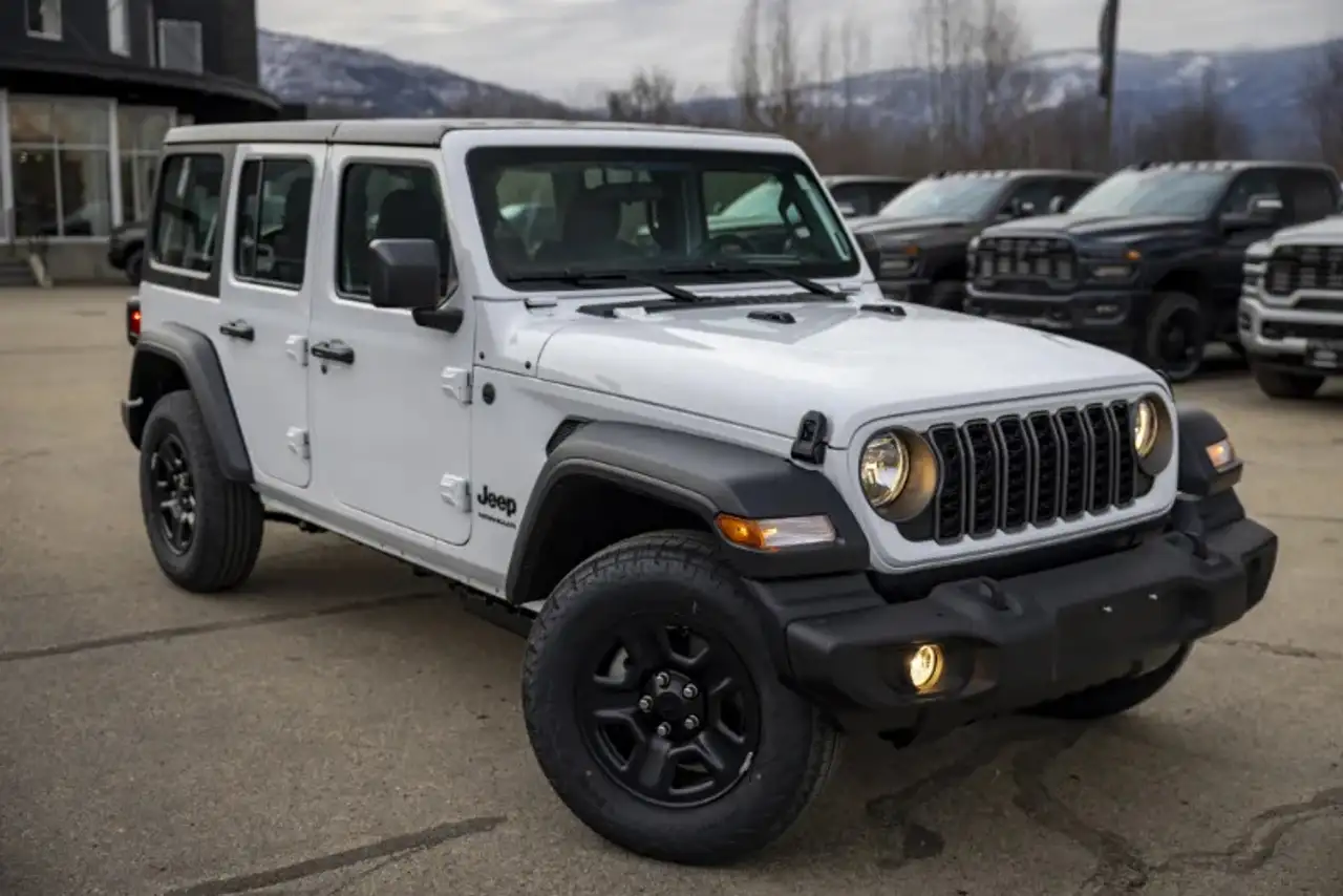 Jeep Wrangler снимка Jeep Wrangler