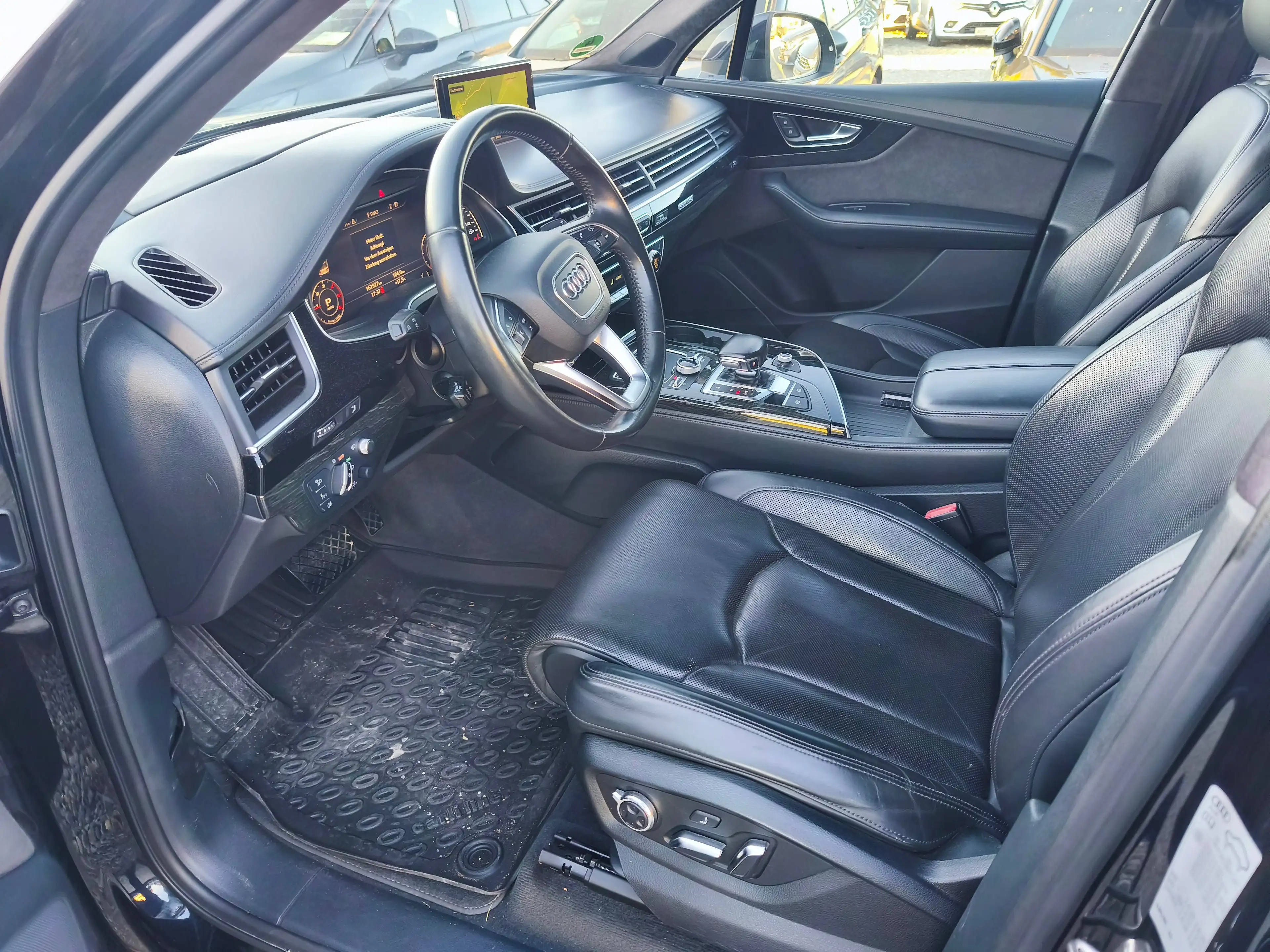 Audi Q7 3.0 TDI quattro — photo 11