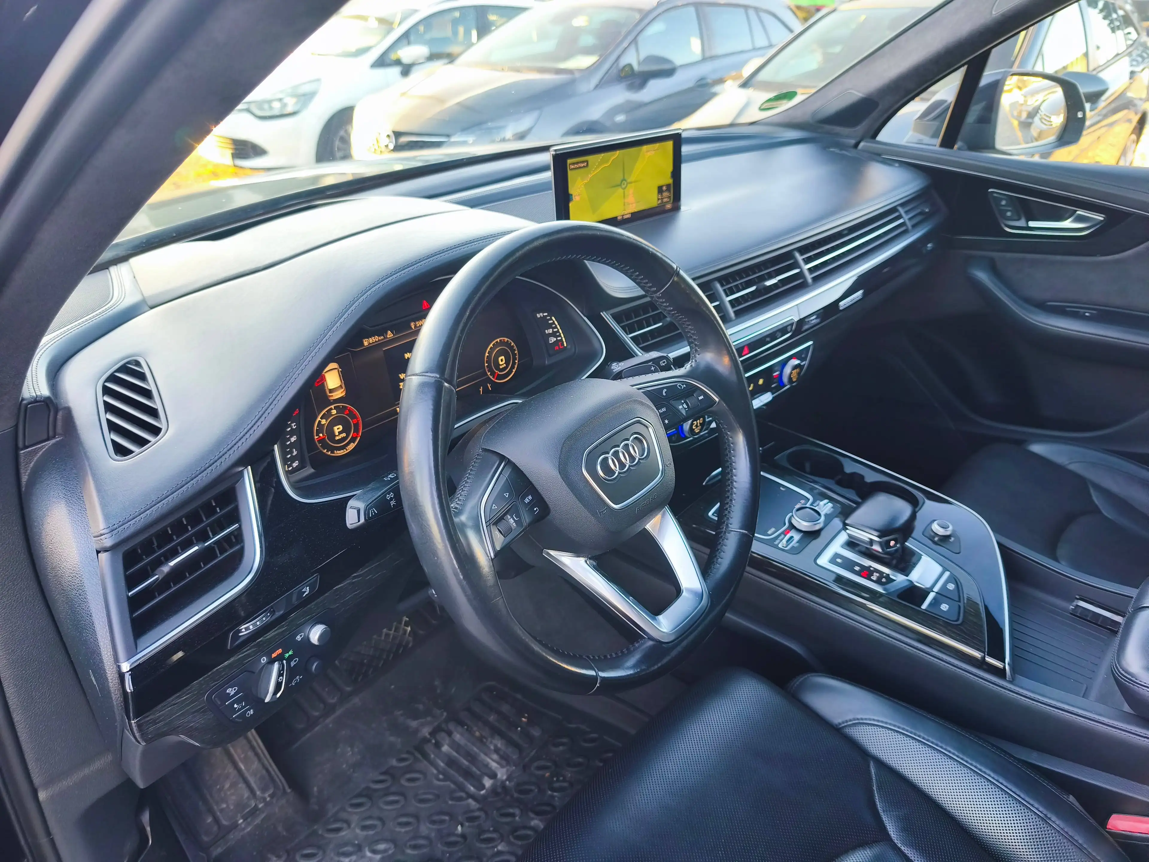 Audi Q7 3.0 TDI quattro — photo 13