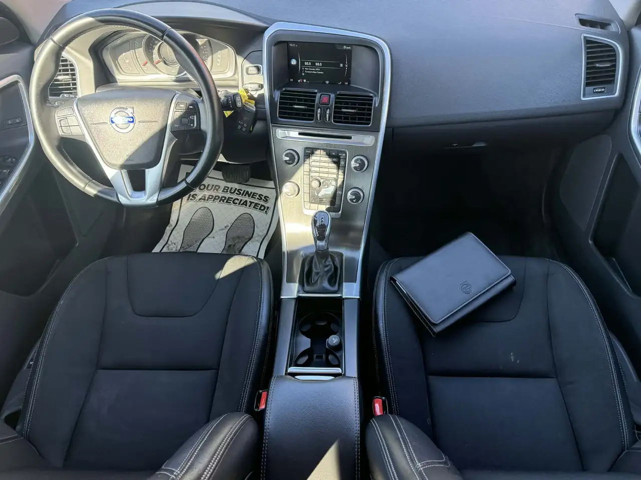 Volvo XC60 снимка Volvo XC60