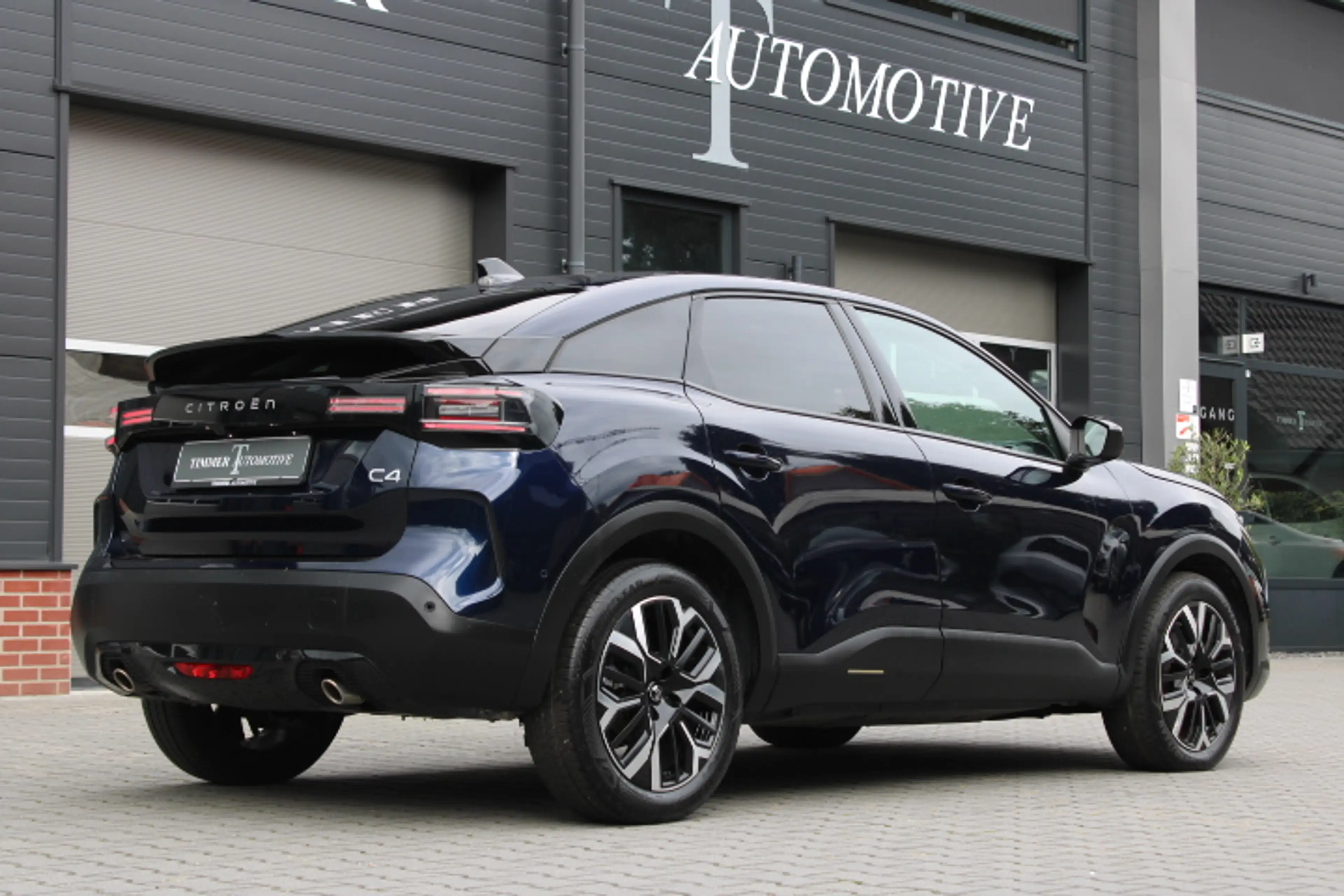 Citroen C4 1.2 Hybrid 136 Max - Head Up - 360 Camera - 18 inc — photo 6