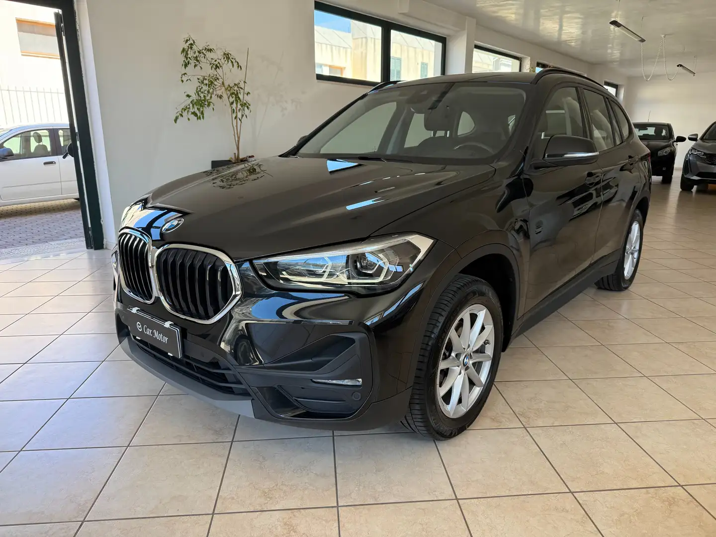 BMW X1 X1 F48 2019 sdrive16d Business Advantage Negro - 1