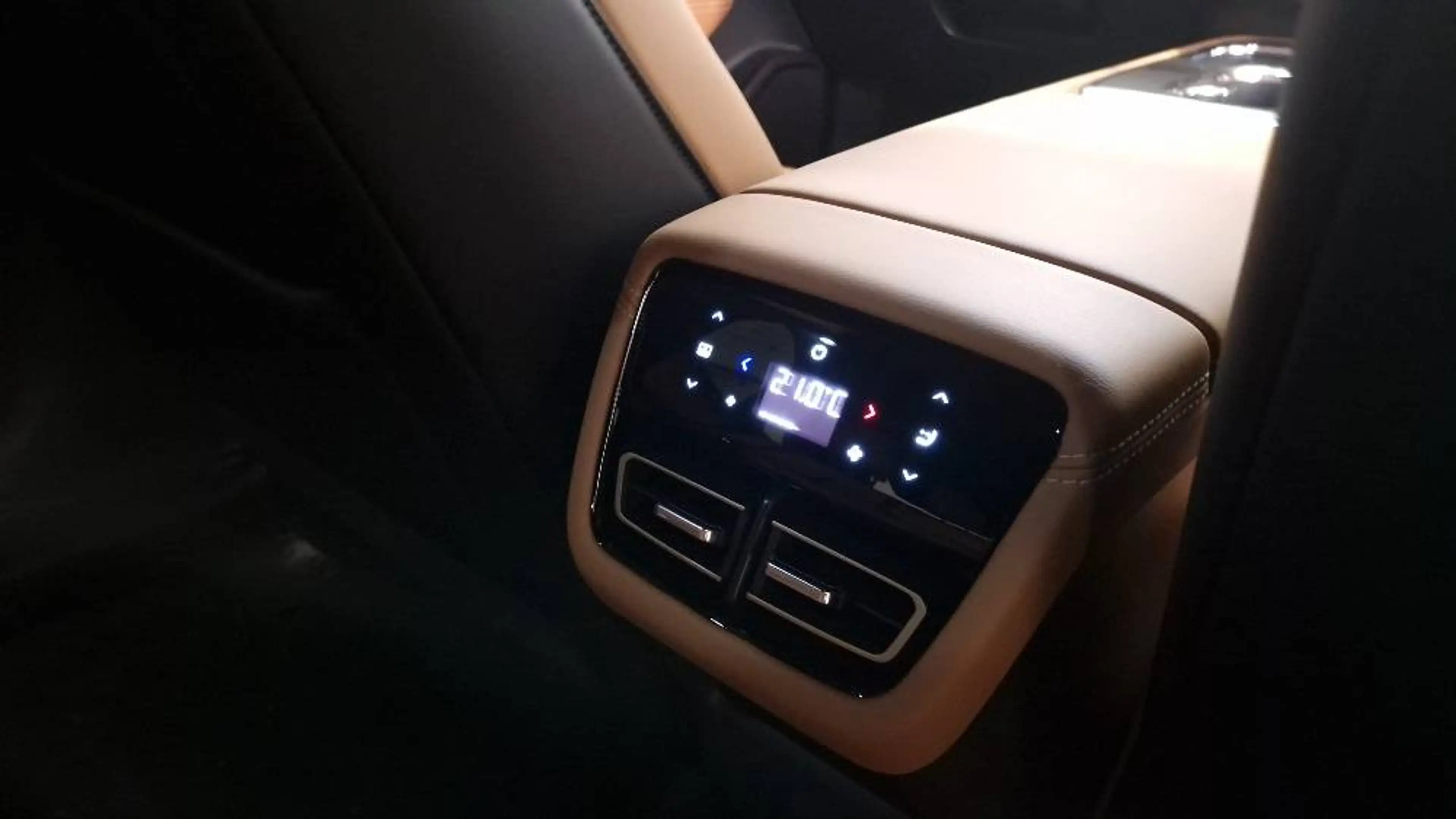 Mazda 6e 6e  Takumi Plus 68kw/h — photo 9