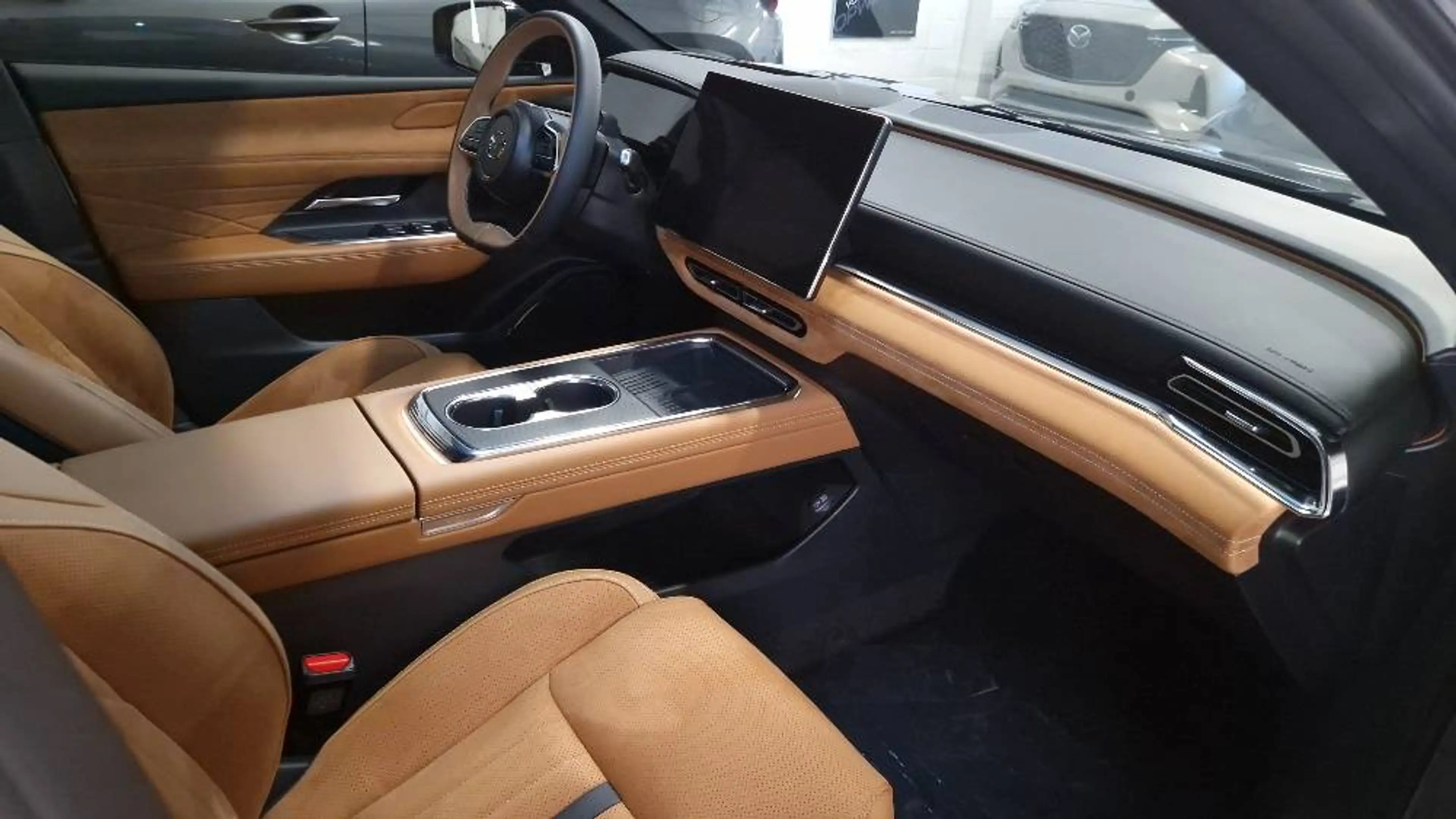 Mazda 6e 6e  Takumi Plus 68kw/h — photo 7