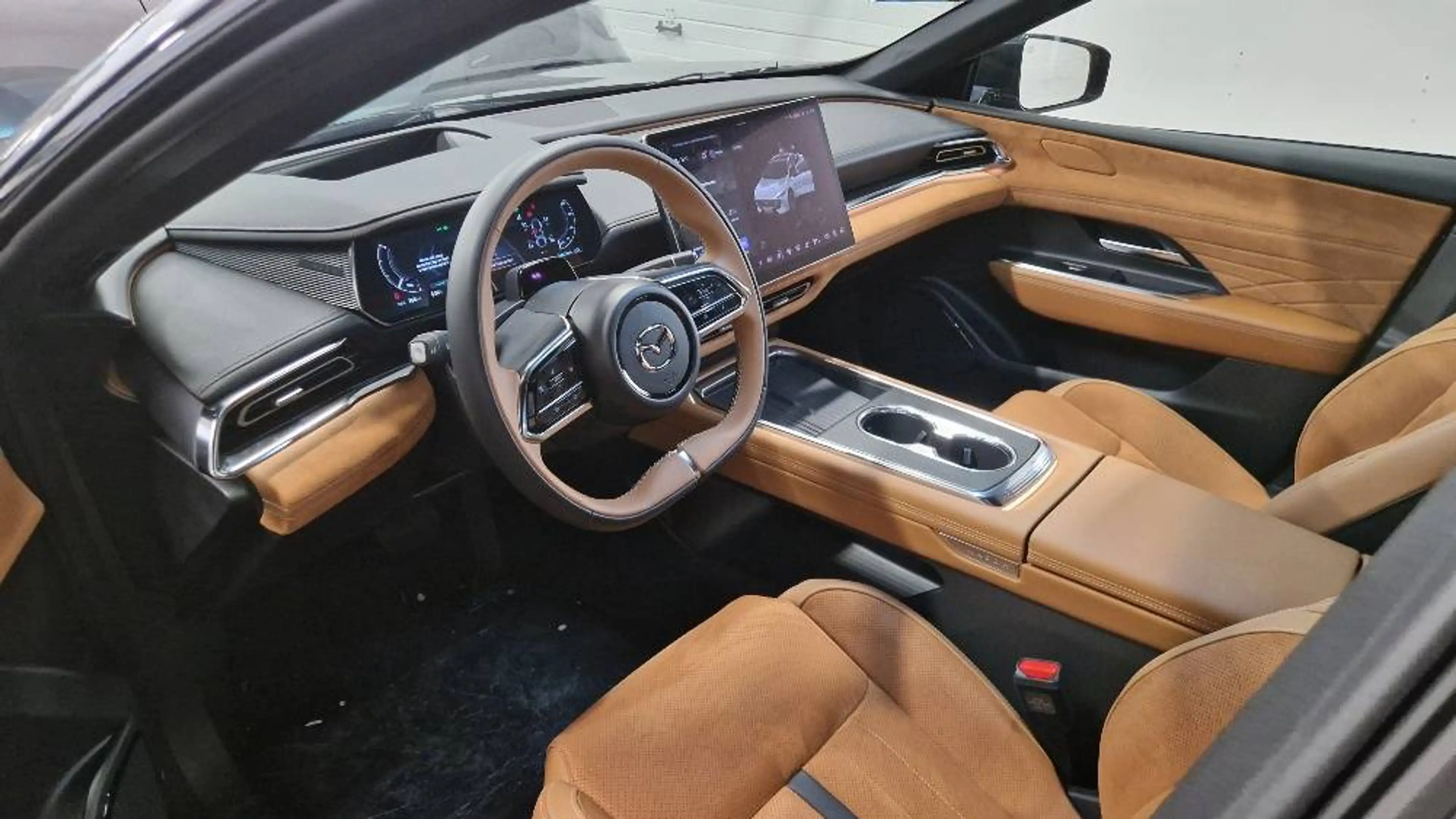 Mazda 6e 6e  Takumi Plus 68kw/h — photo 13
