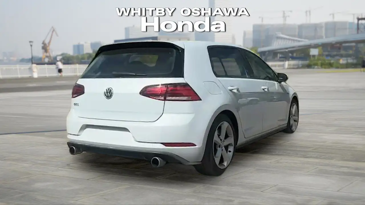 Volkswagen Golf GTI снимка Volkswagen Golf GTI