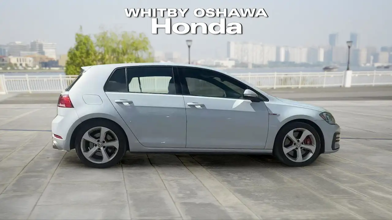 Volkswagen Golf GTI снимка Volkswagen Golf GTI