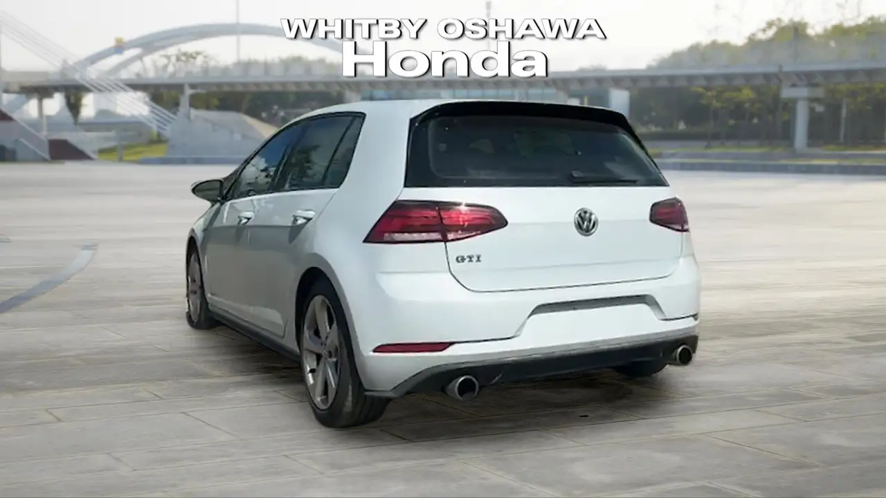 Volkswagen Golf GTI снимка Volkswagen Golf GTI