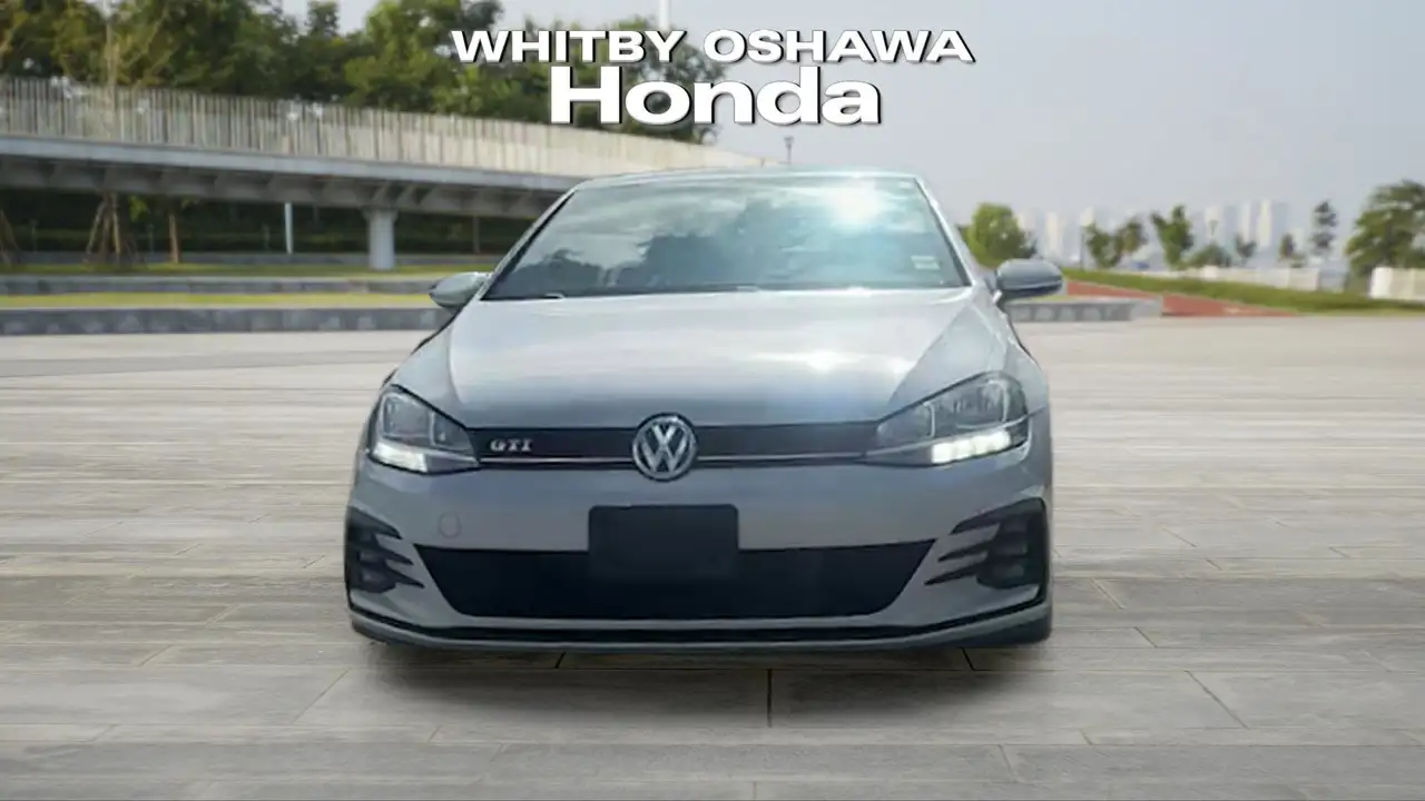 Volkswagen Golf GTI снимка Volkswagen Golf GTI