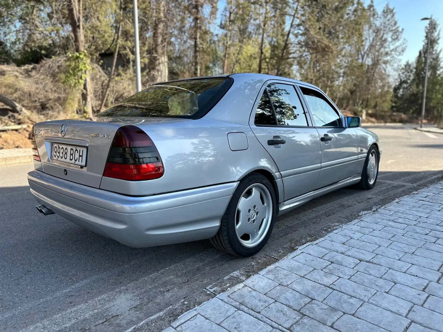 Mercedes-Benz C 43 AMG Sport Stříbrná - 2