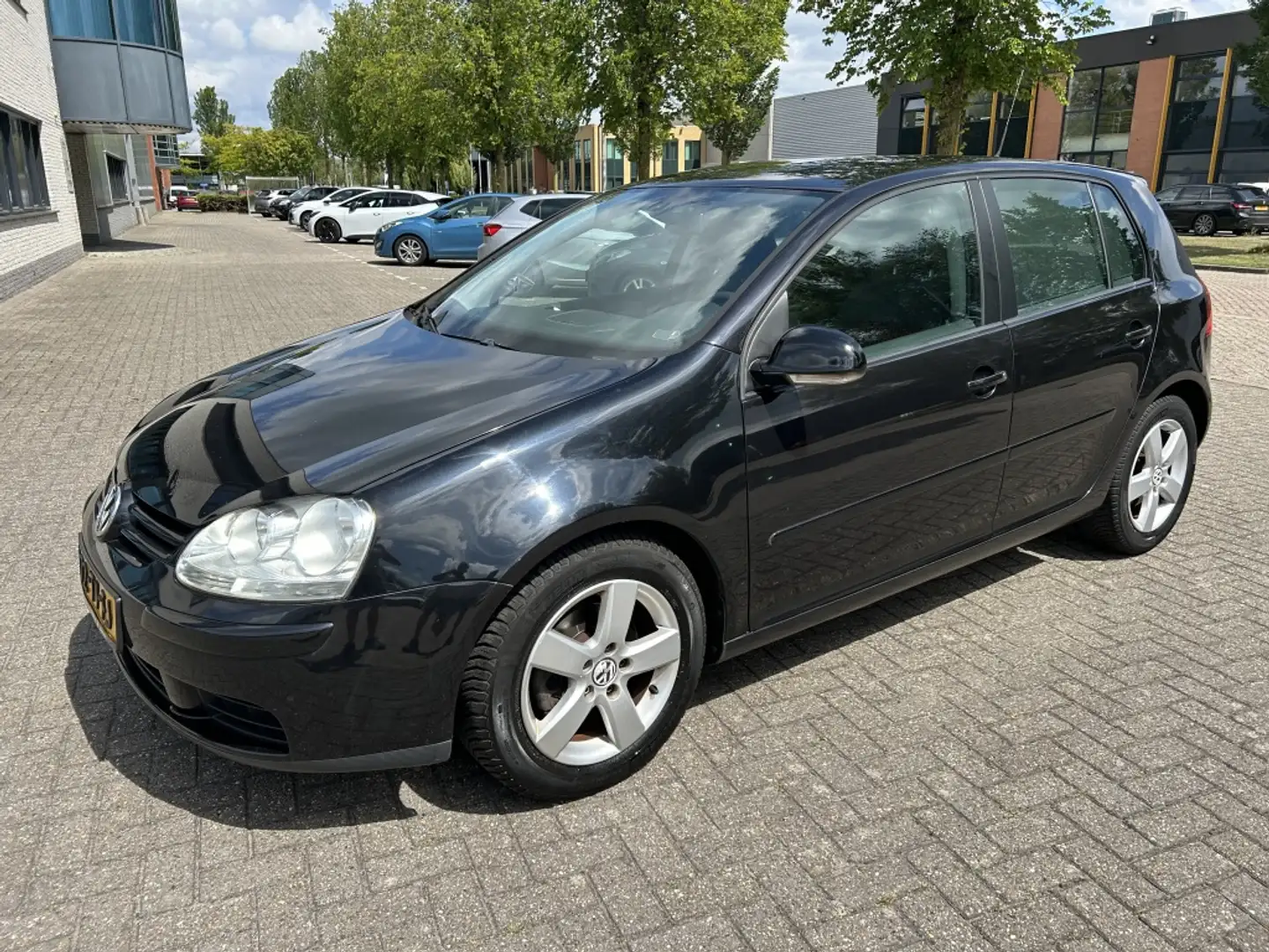 Volkswagen Golf 1.4 TSI Comfortl.Bns 140PK CLIMA CRUISE TRHK. Zwart - 1