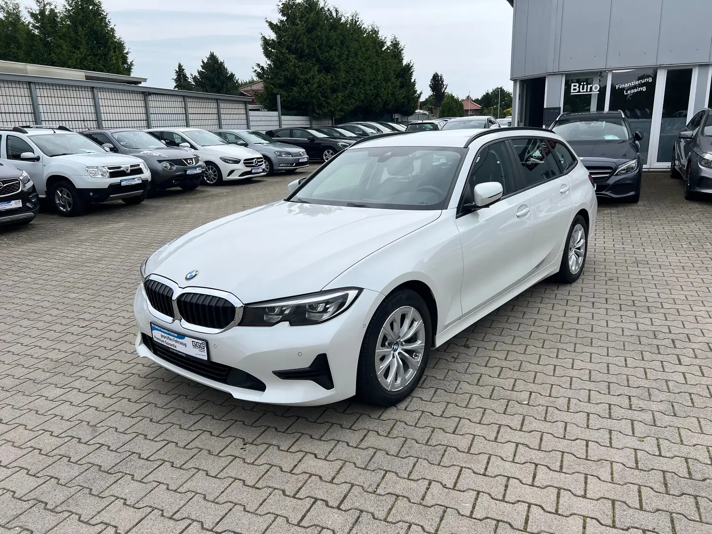 BMW 320 d Touring Steptronic *G21 *Live Cockpit *1 HAND Blanc - 1