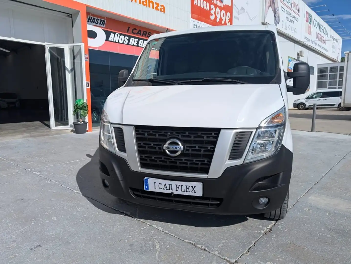 Nissan NV400 L1H1 3,5T 2.3dCi EU6 96kW FWD COMFORT Wit - 2