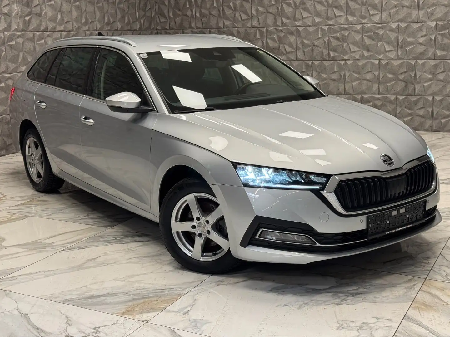 Skoda Octavia Combi Style Silber - 1