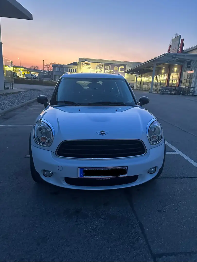 MINI Countryman D inklusive Originale Dachbox und Dachträger Blanco - 1