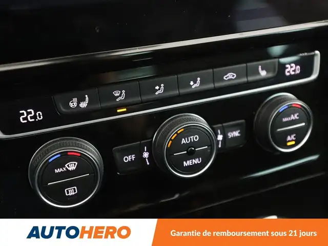 Volkswagen Golf view 24