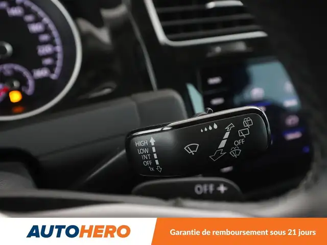 Volkswagen Golf view 26