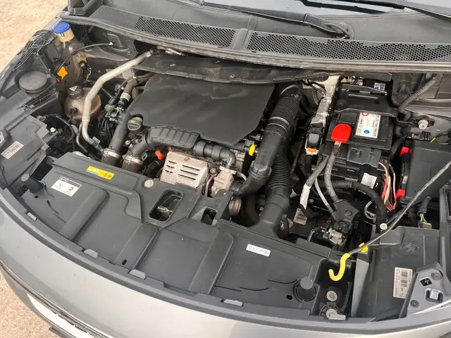 Peugeot 3008 view 7