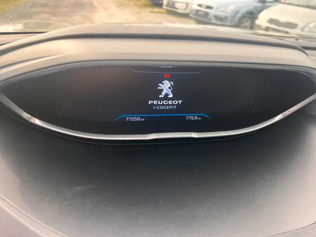 Peugeot 3008 view 15