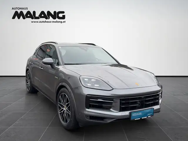 Porsche Cayenne III E-Hybrid PHEV 21,8 kWh Aut. Ansicht 8