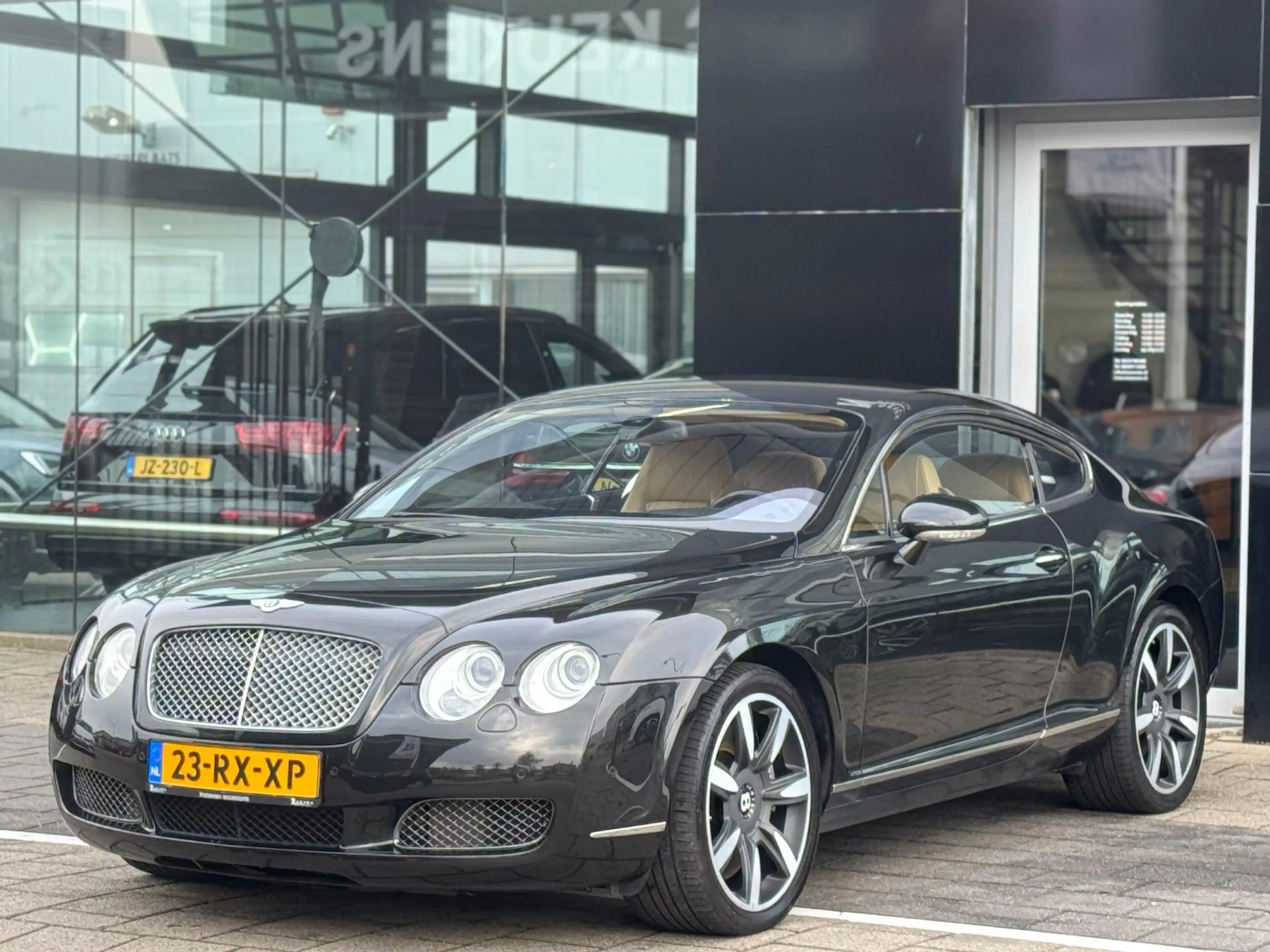 Bentley Continental GT 6.0 W12 NAP! Origineel NL Auto! — photo 10
