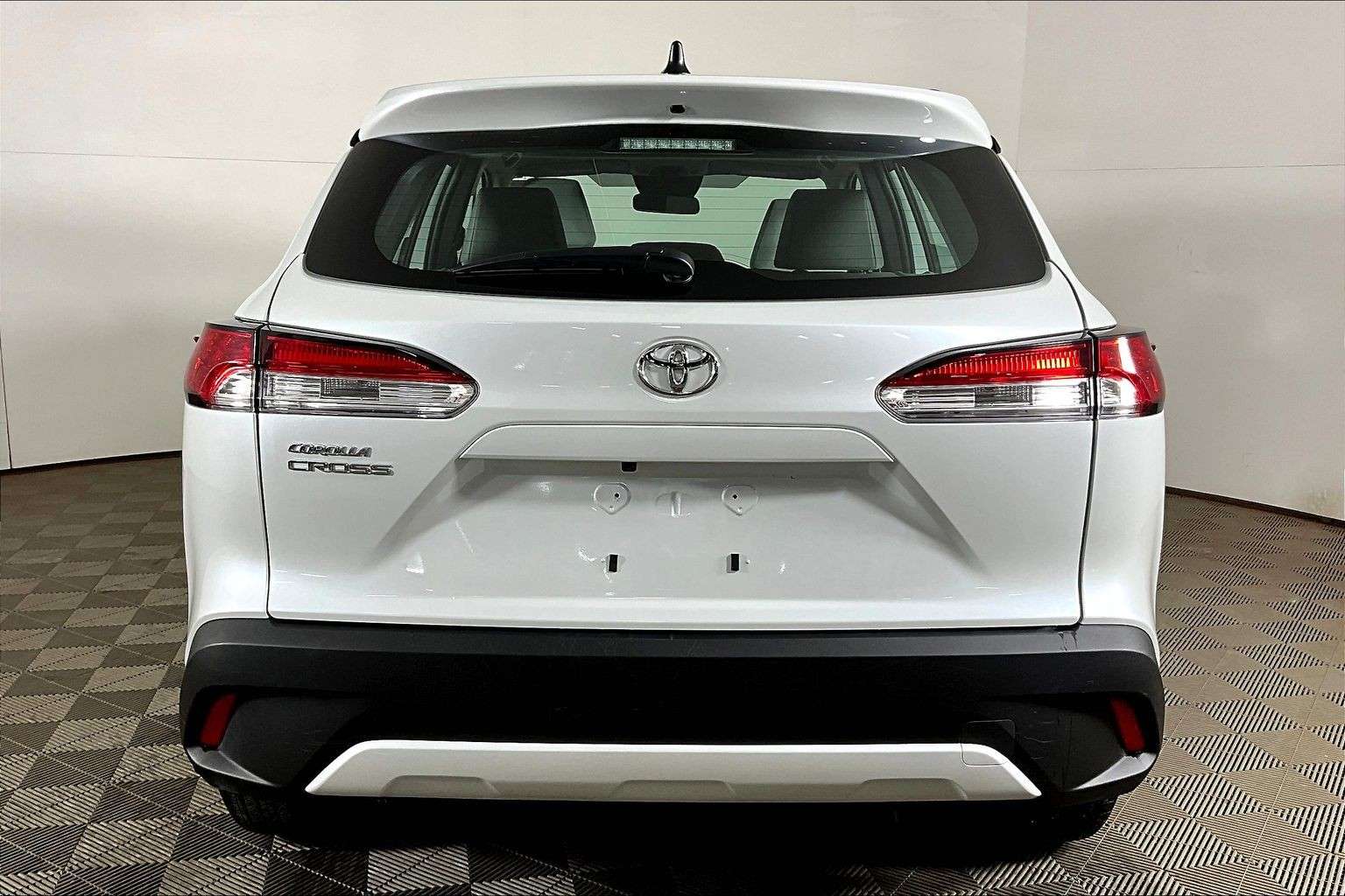 used 2024 Toyota Corolla Cross car, priced at $30,998