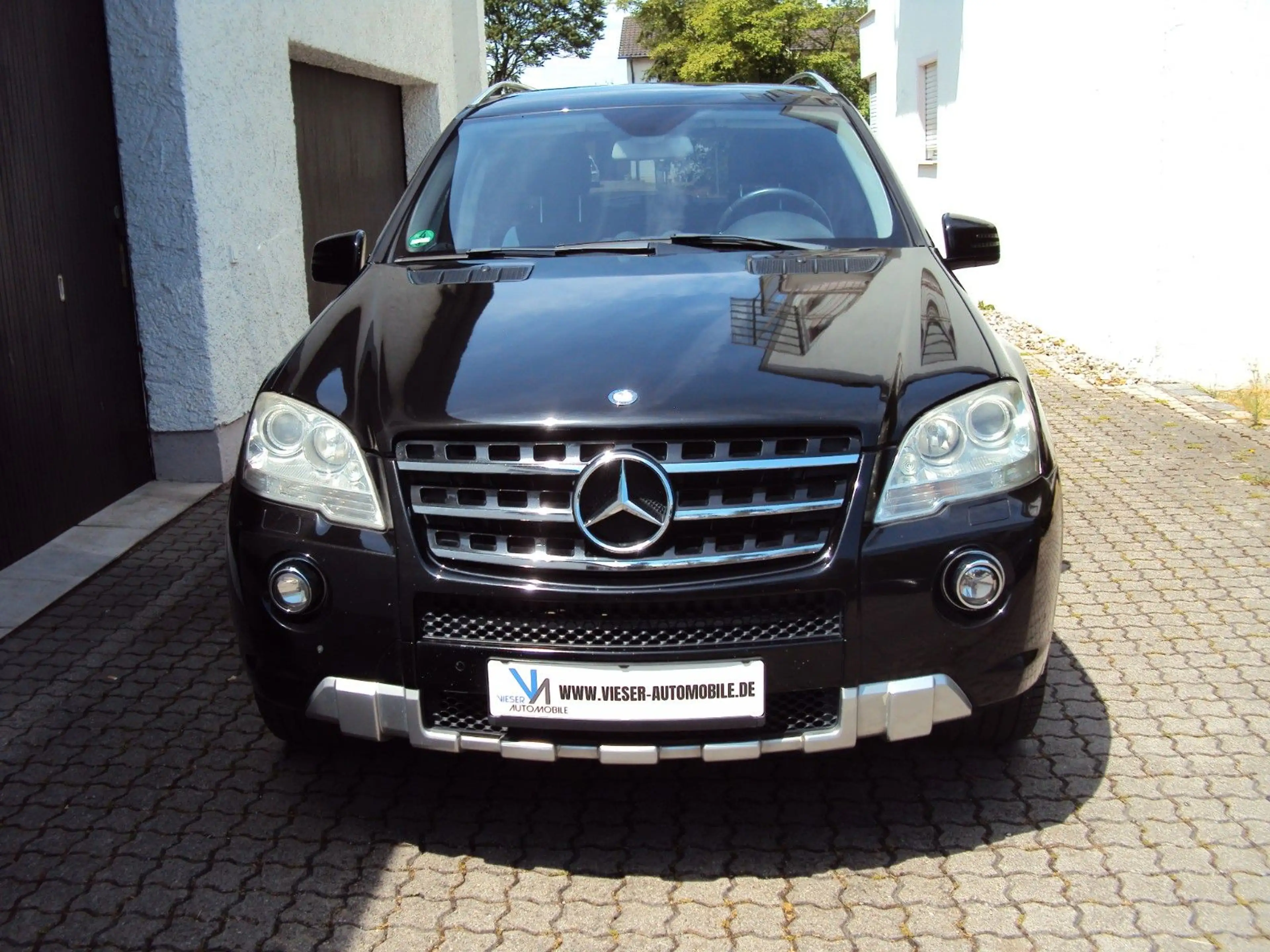 Mercedes-Benz ML 500 AMG Sport Paket Navi AHK Alcantara ! — photo 2