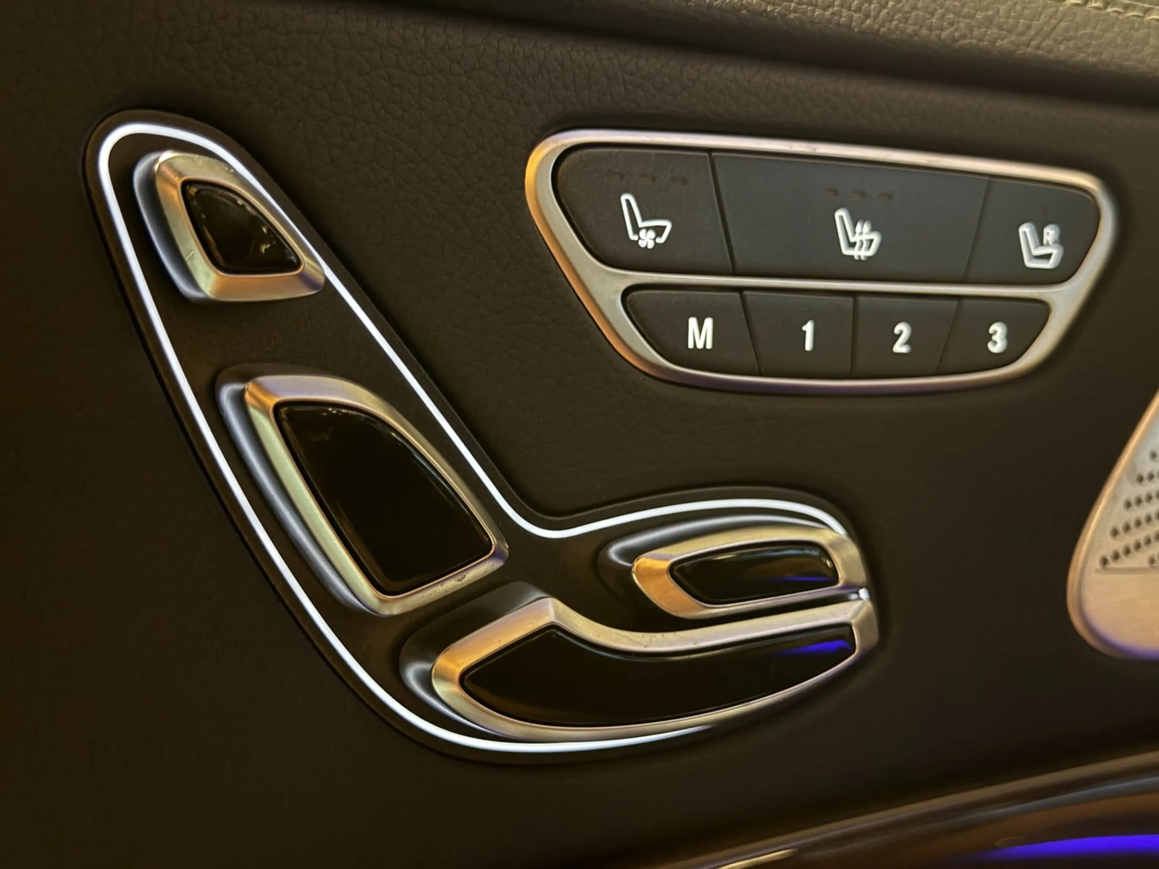 Mercedes-Benz S 500 Lang Prestige+ Panodak Burmester — photo 32