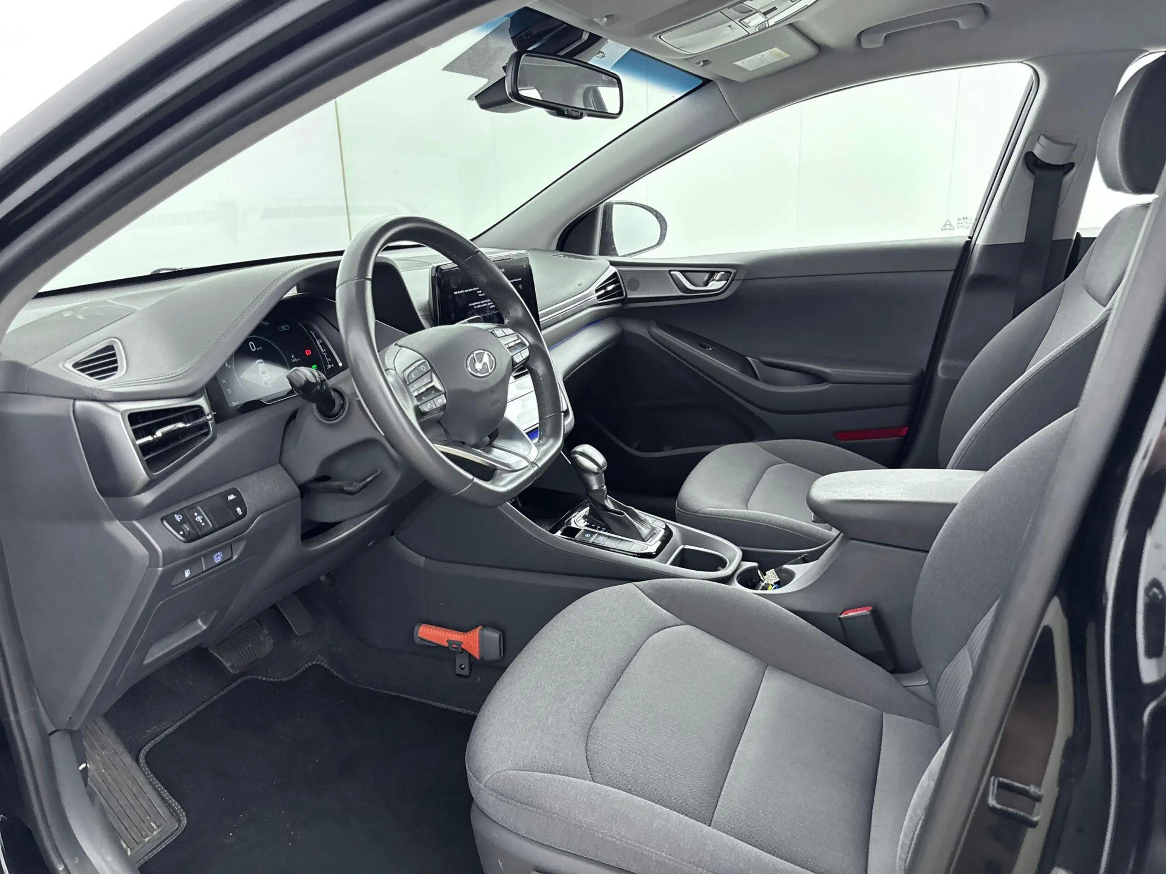 Hyundai IONIQ 1.6 GDi COMFORT - PLUS | NAVI | APPLE CARPLAY & AN — photo 9