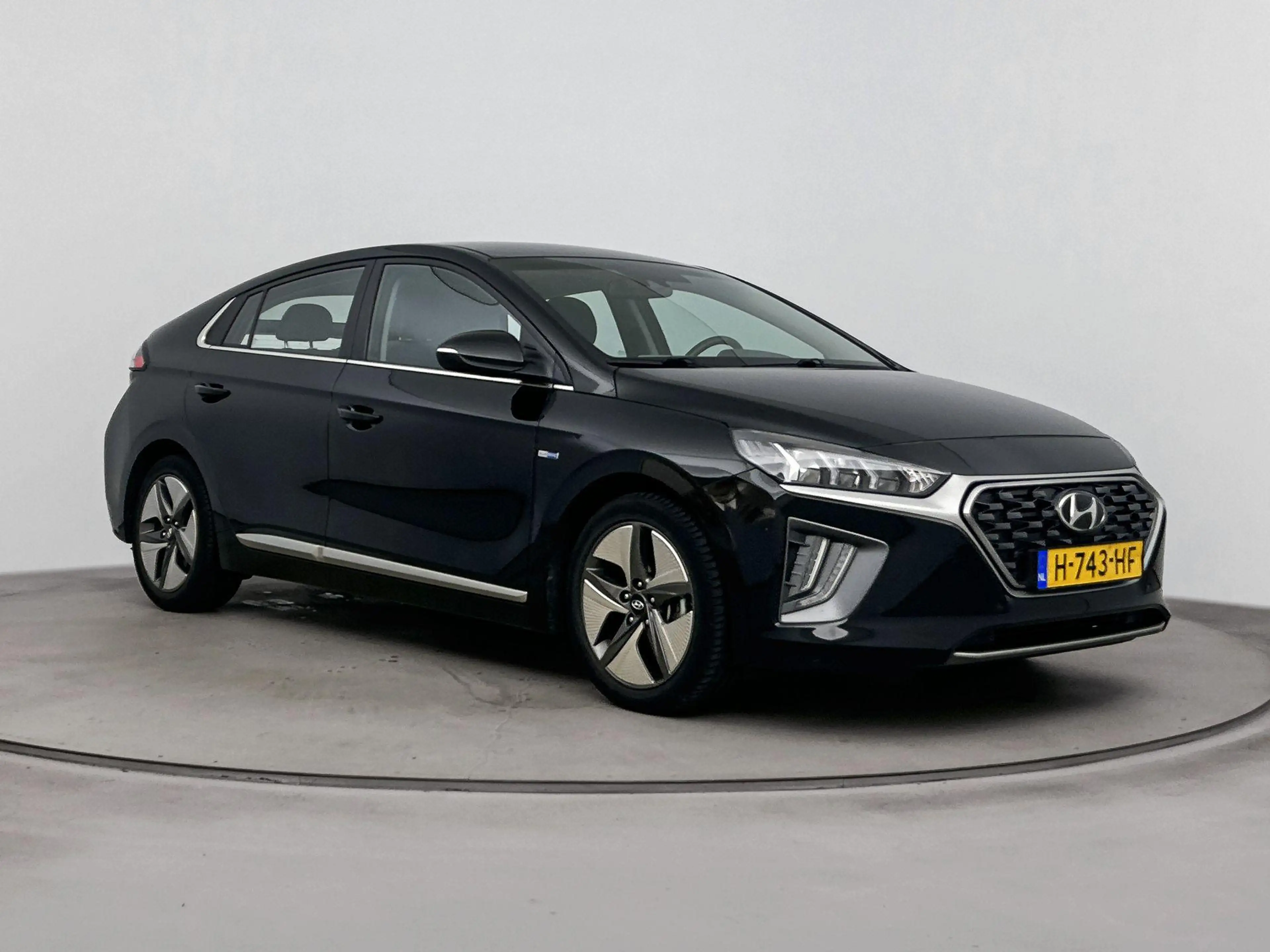 Hyundai IONIQ 1.6 GDi COMFORT - PLUS | NAVI | APPLE CARPLAY & AN — photo 6