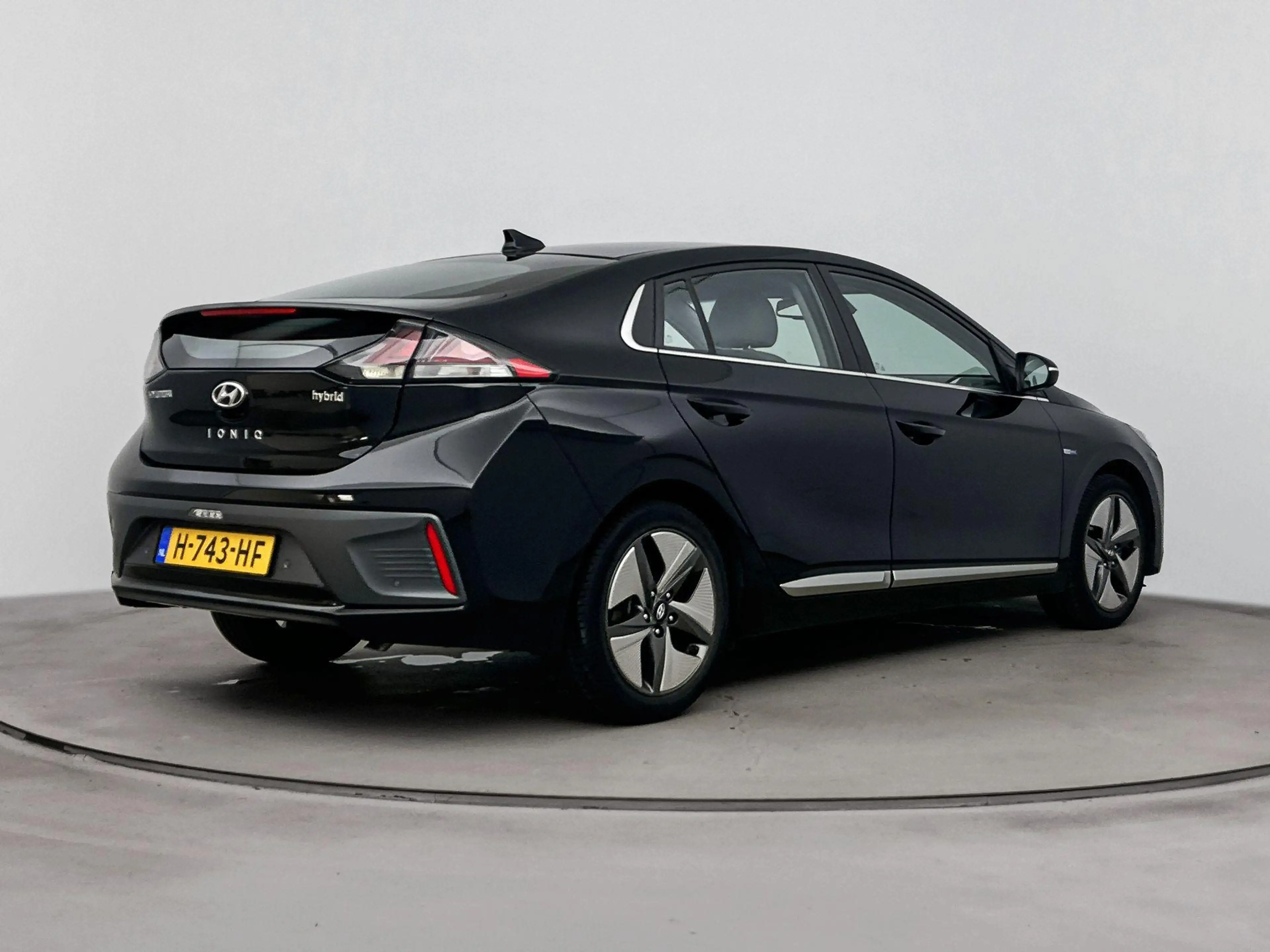 Hyundai IONIQ 1.6 GDi COMFORT - PLUS | NAVI | APPLE CARPLAY & AN — photo 2