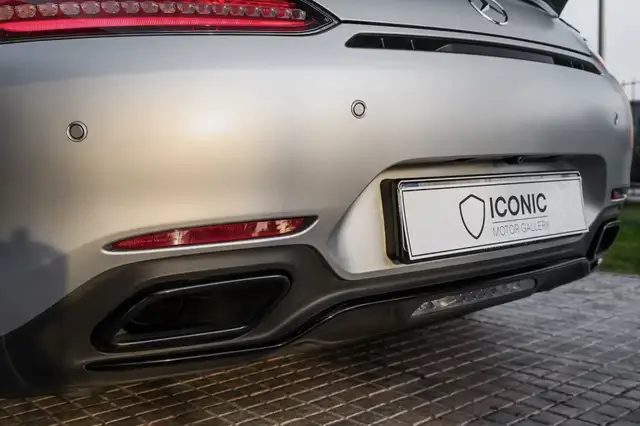 Mercedes-Benz AMG GT view 10