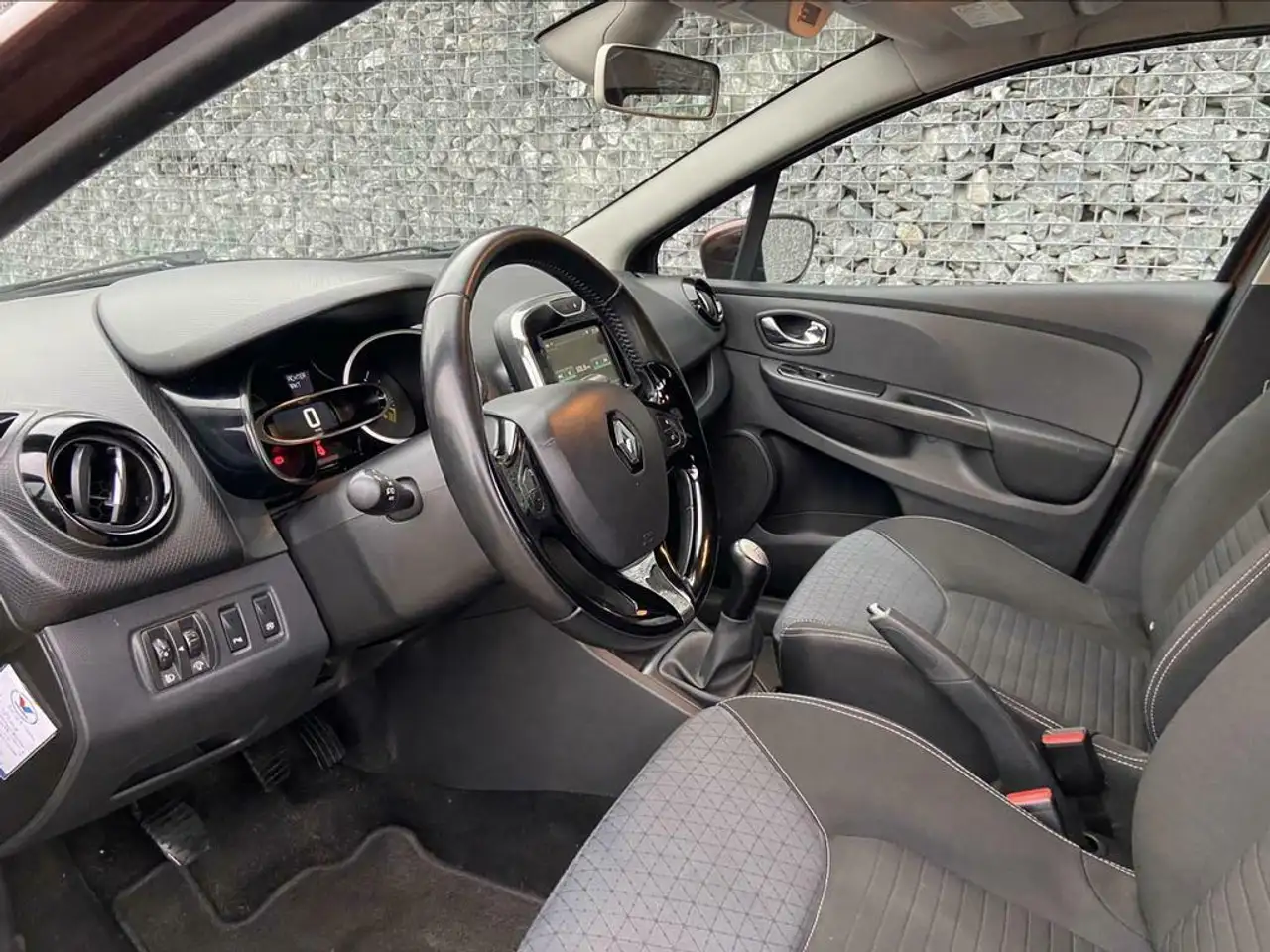 Renault Clio Citadine 5 portes — photo 5