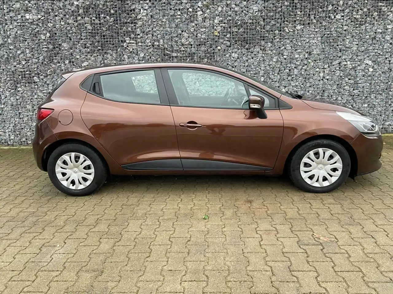 Renault Clio Citadine 5 portes — photo 2