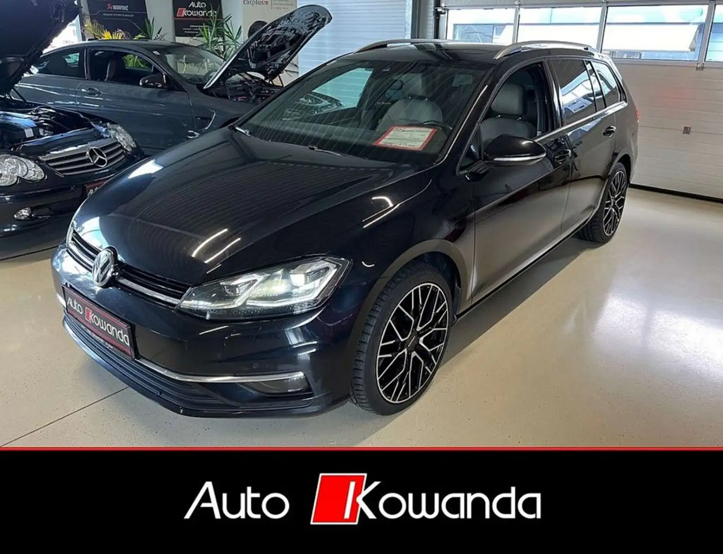 Volkswagen Golf Variant Sky Sport Edition 2,0 TDI DSG -Top Schwarz - 1