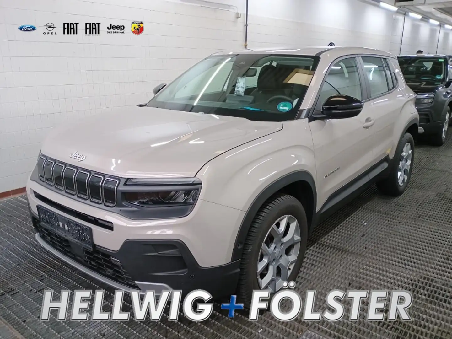 Jeep Avenger Altitude 1.2 T-GDI LED Klimaautom SHZ Grau - 1