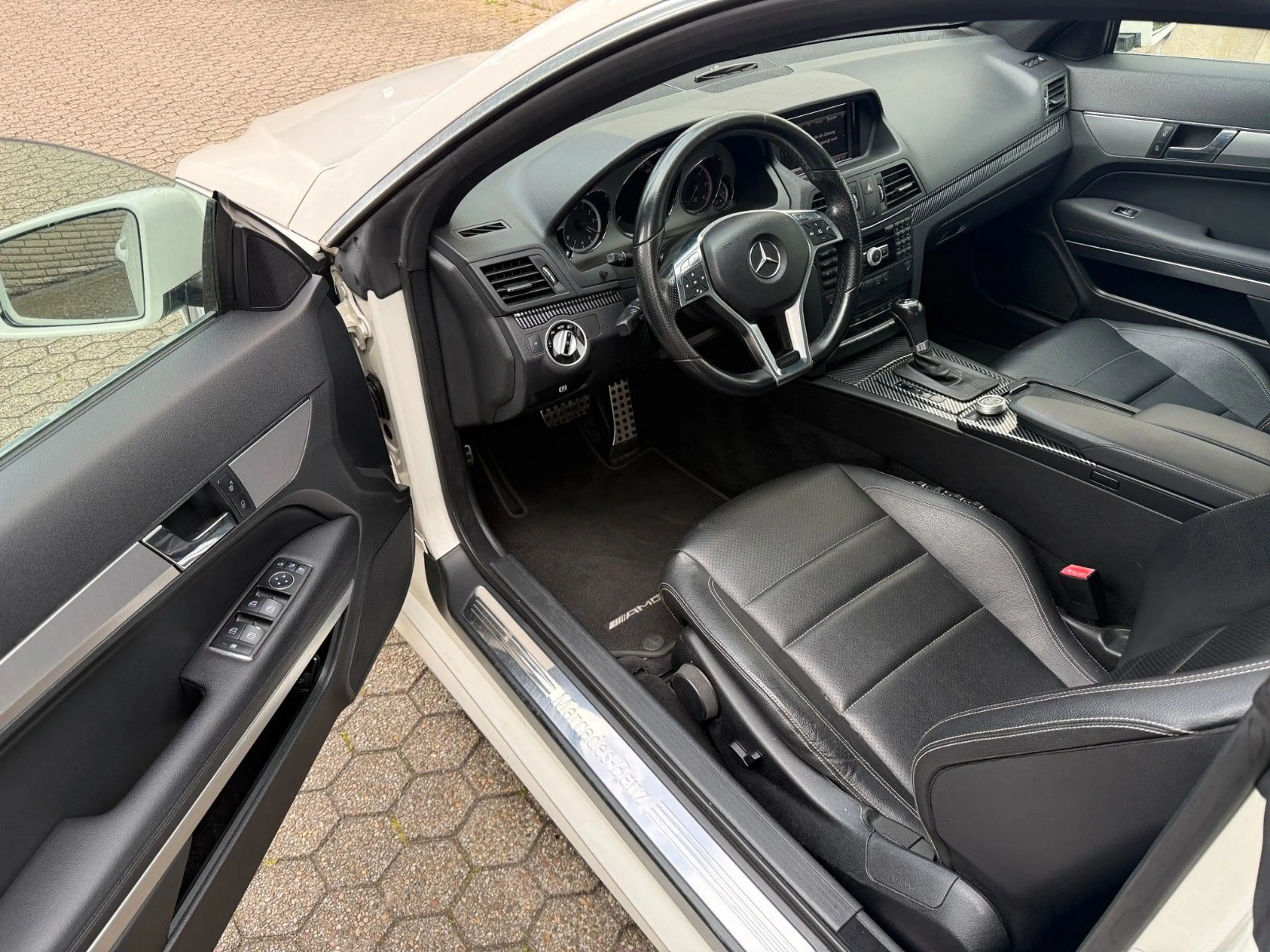 Mercedes-Benz E 350 E Coupe AMG SPORT PAKET — photo 4