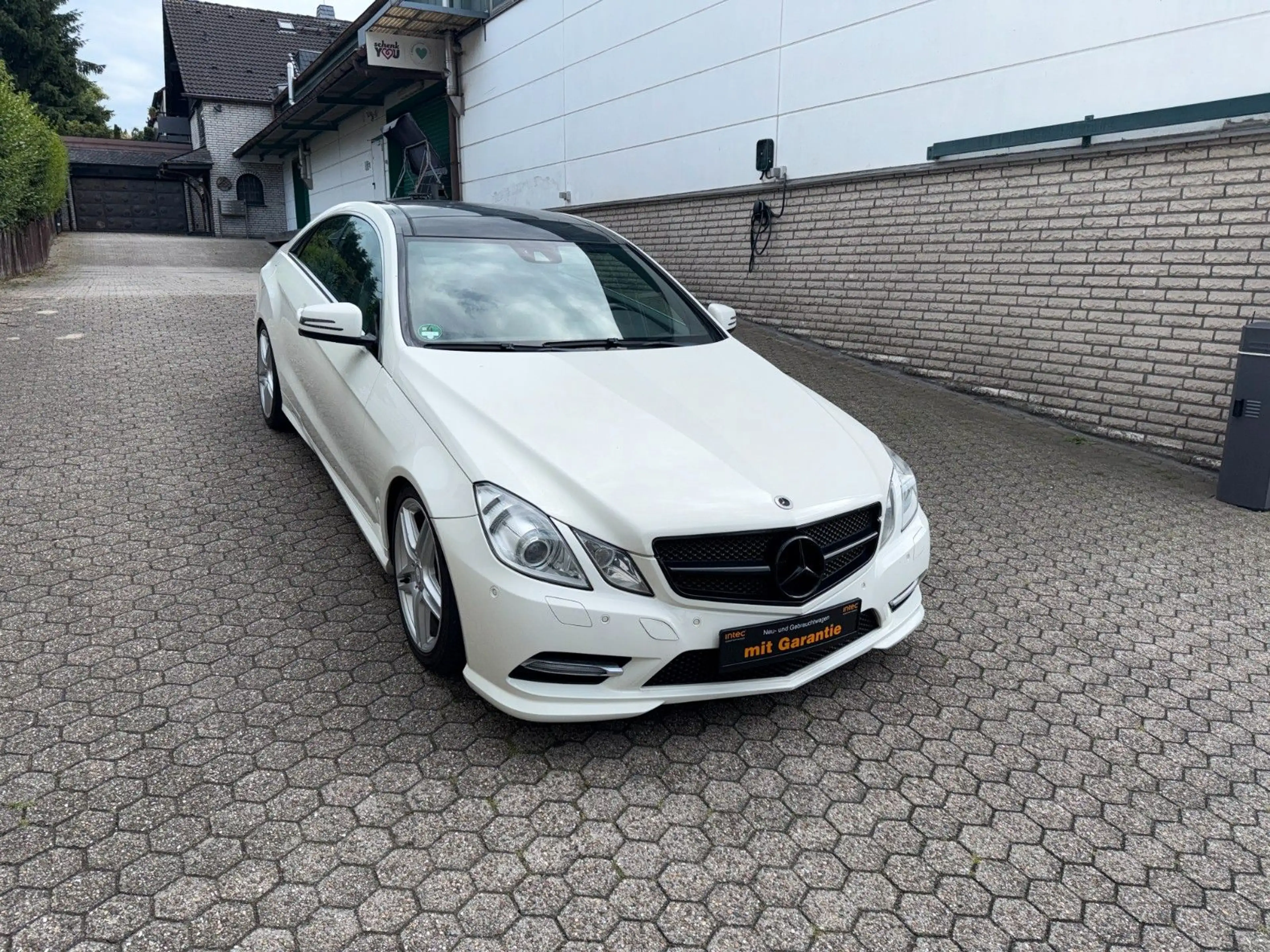 Mercedes-Benz E 350 E Coupe AMG SPORT PAKET — photo 2