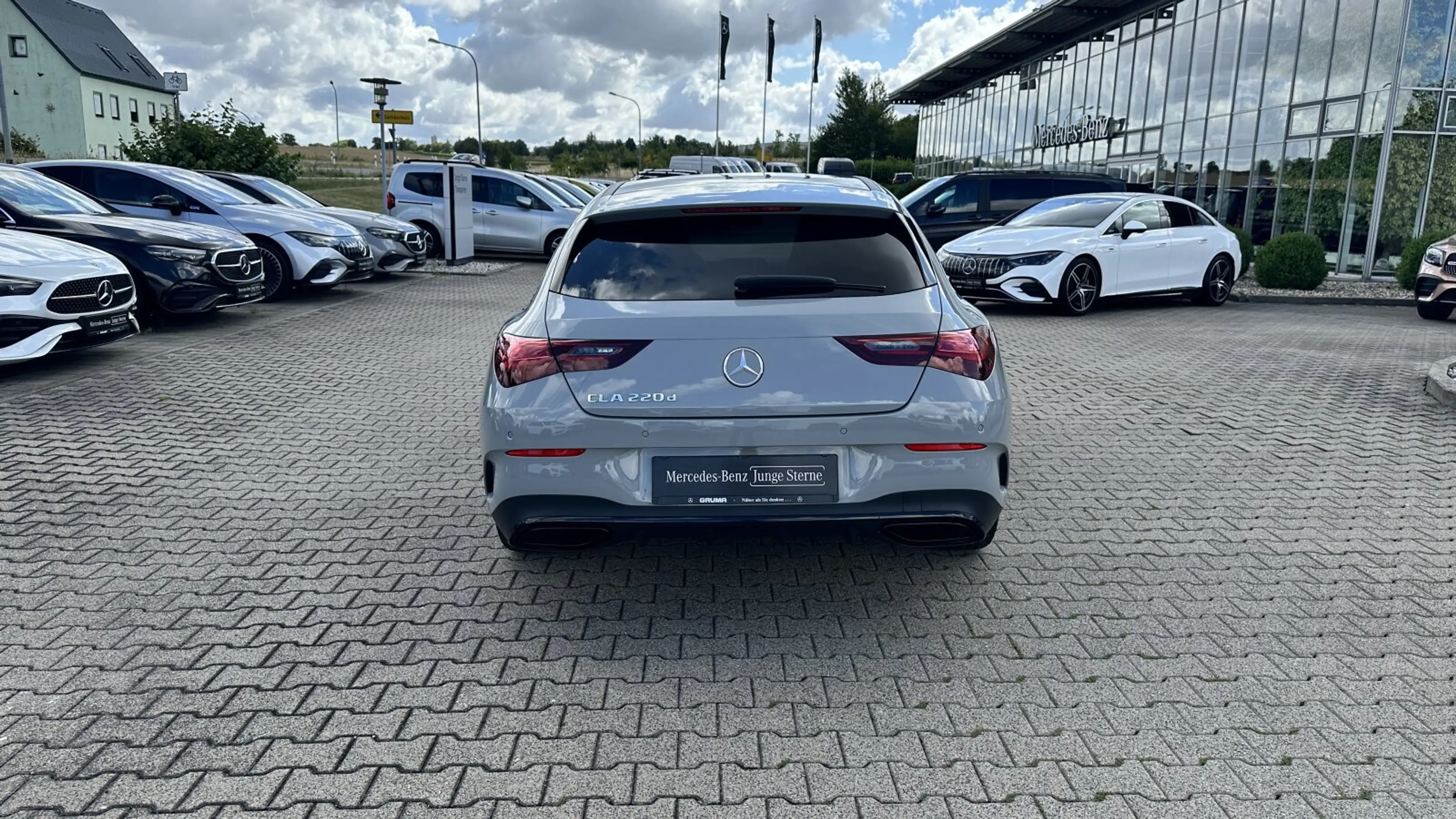 Mercedes-Benz CLA 220 CLA 220 d Shooting Brake AMG+Keyless+Pano+360° — photo 6