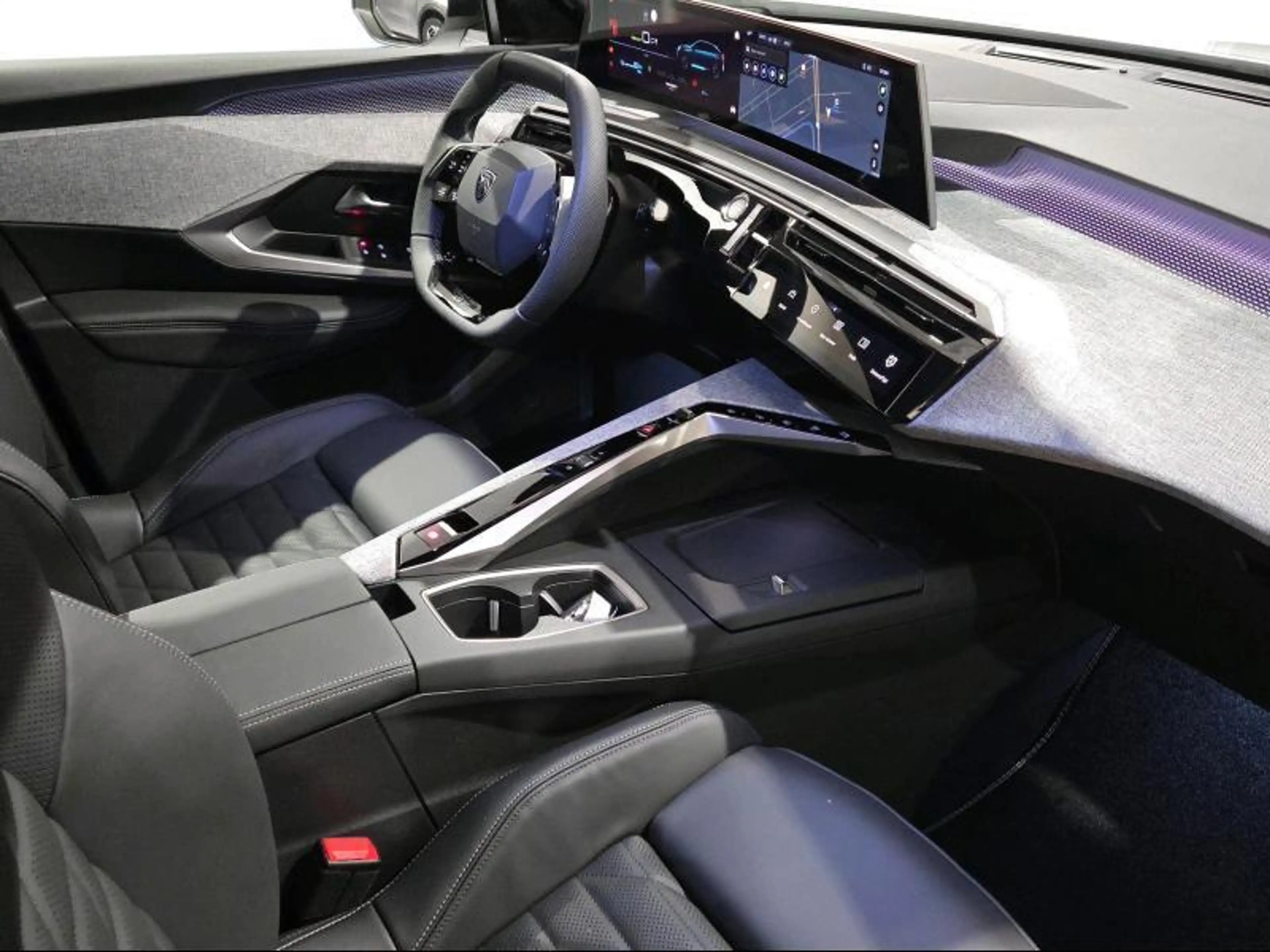Peugeot 3008 Exclusive AWD Dual Motor 325pk Full Option — photo 2